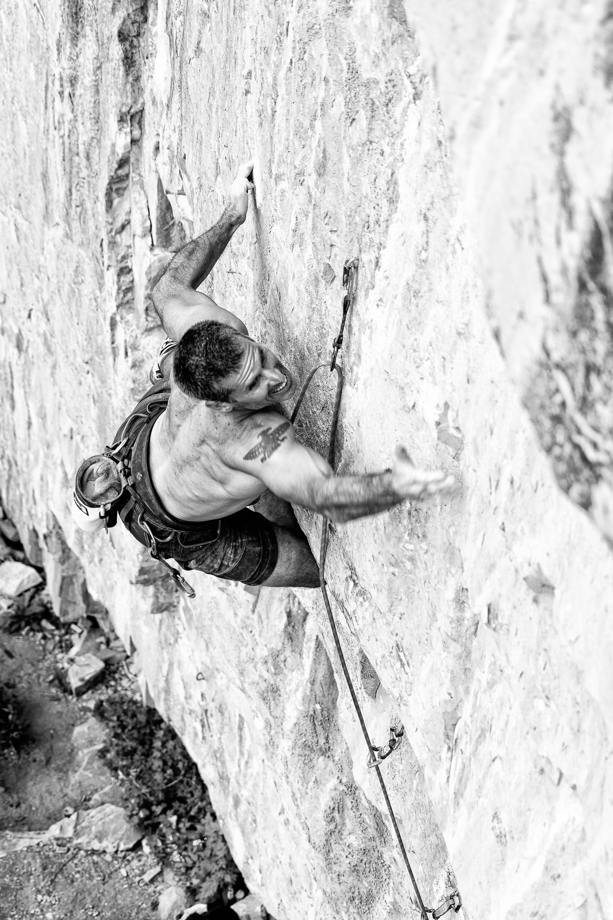 rock-climbing-in-rifle-colorado-shutterbug